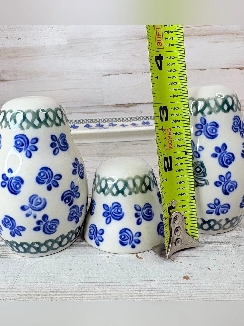 POLISH POTTERY Salt Pepper Shakers Set Tray Napkin Holder Boleslawiec Flowers